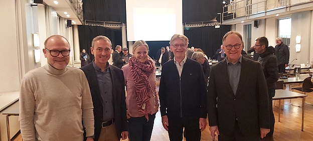 Paul Kastner, Oliver Robl, Dr. Eva Gerstl, Franz Prügl und Urban Mangold. Nicht im Bild: Michael Schöffberger.